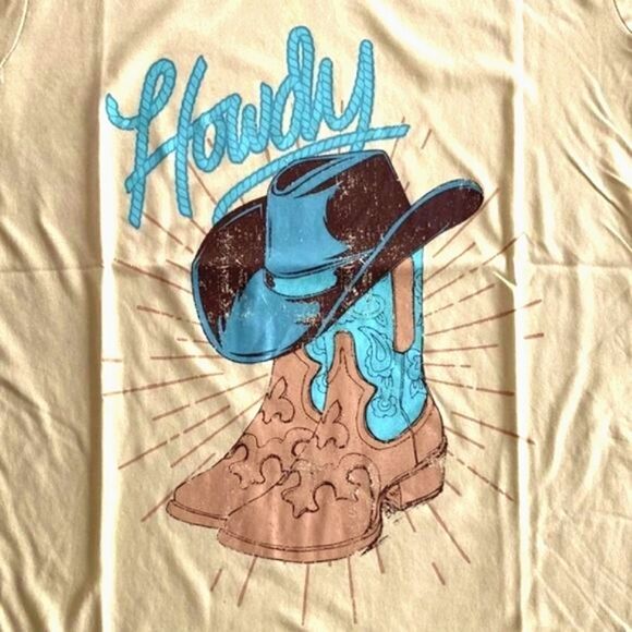 Super Cute Howdy T-shirt - Picture 2 of 8